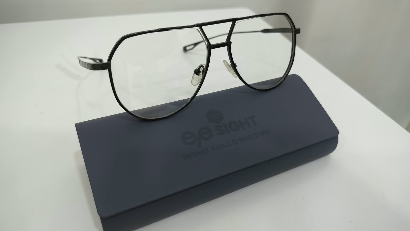 Matte black aviator frame at Eye Sight Vasant Kunj